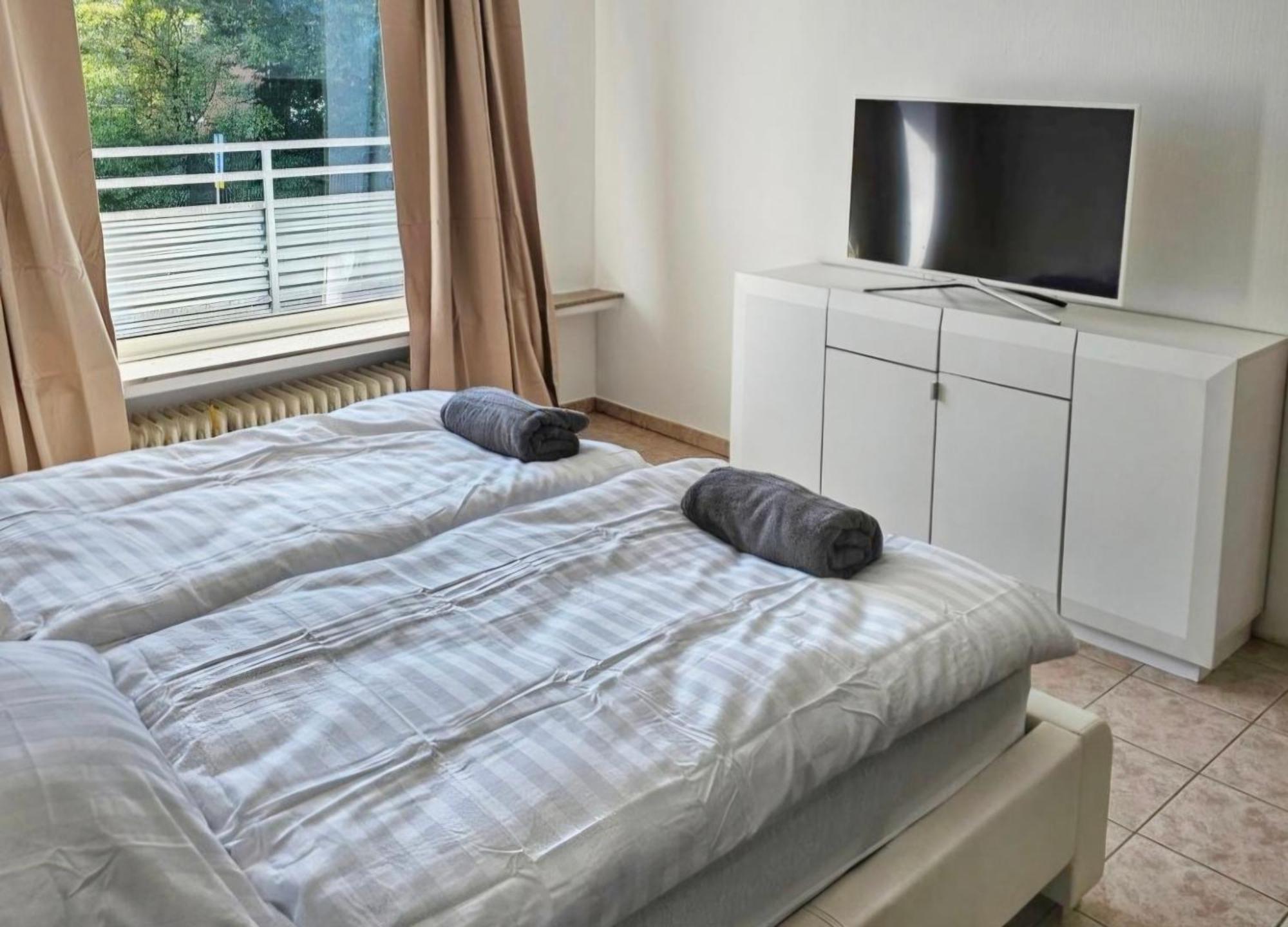 3 Zimmer Apartment Mit Balkon วุปปาทัล ภายนอก รูปภาพ